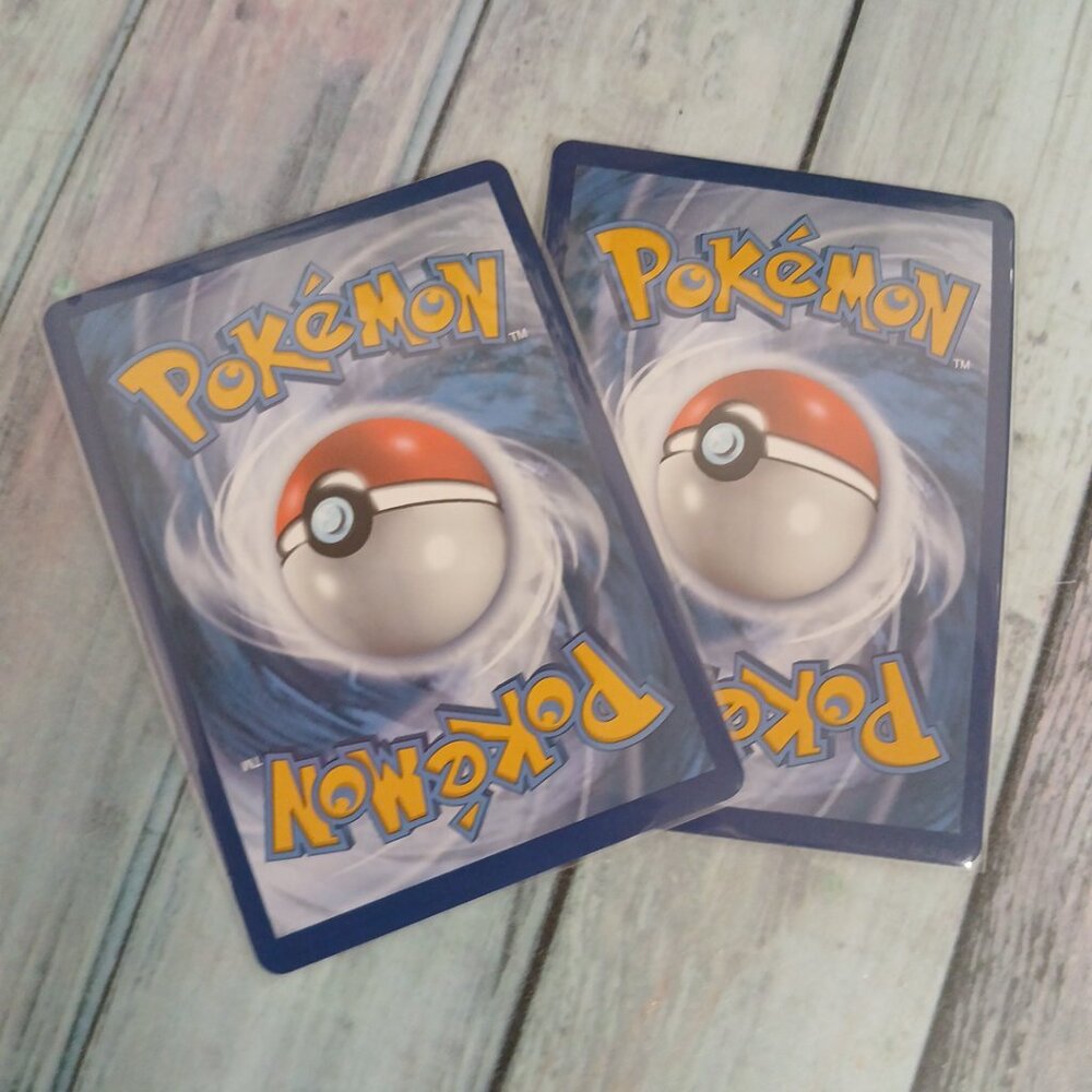 Pokemon Card V bundle - Picture 3 of 4